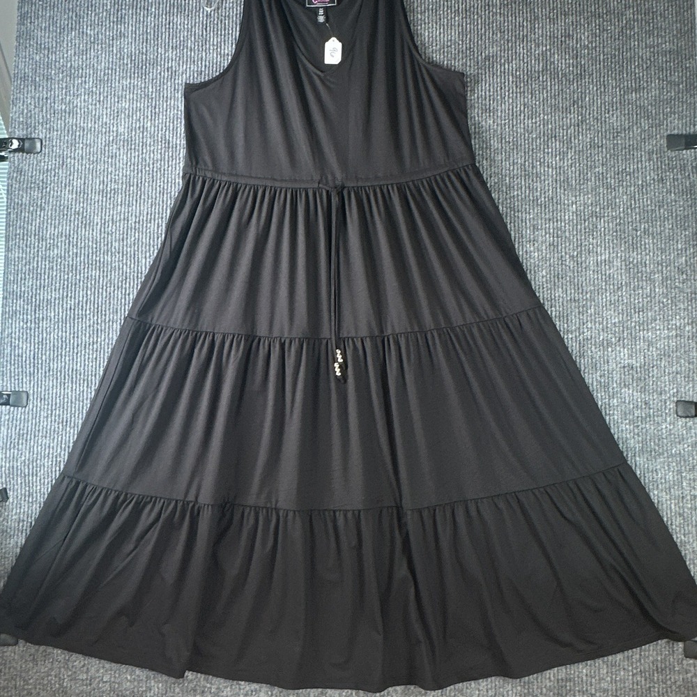 C. Wonder Christian Siriano Black Tiered Maxi Dress XL Petite Sleeveless V-Neck